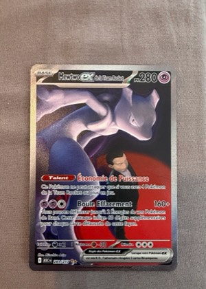 Mewtwo ex de la Team Rocket, graded 9.0