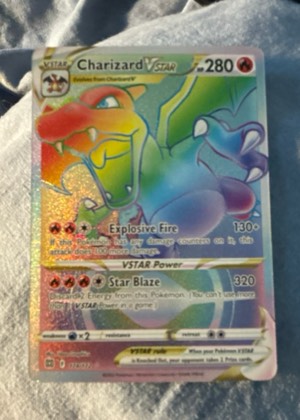 Charizard VSTAR (Secret) graded 8