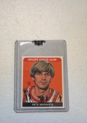 Pete Maravich BGS GRADED 10 (Trading Card) 2009 Sportkings Series C - [Base] - Mini, graded 9.0