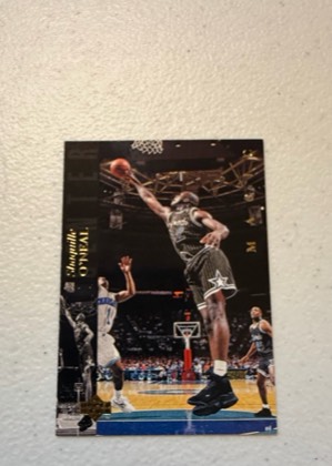 Shaquille O'Neal, graded 8.5