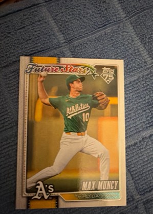 Max Muncy, graded 8.0