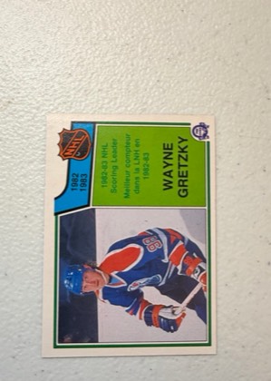 Wayne Gretzky, graded 8.0