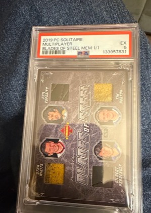 Phil Esposito / Tim Horton / Stan Mikita / Gilbert Perreault, graded 5.0