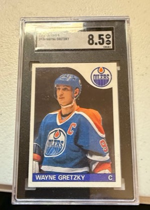 Wayne Gretzky, graded 8.5
