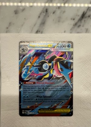 Mega Greninja ex - 022/086 graded 8.5
