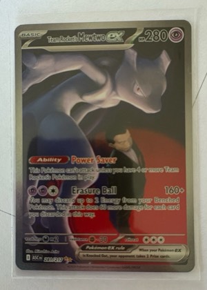 Team Rocket's Mewtwo ex graded 8.5