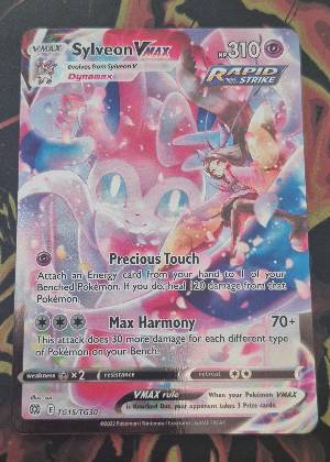 Sylveon VMAX, graded 9.0
