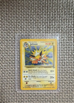 Jolteon, graded 9.0