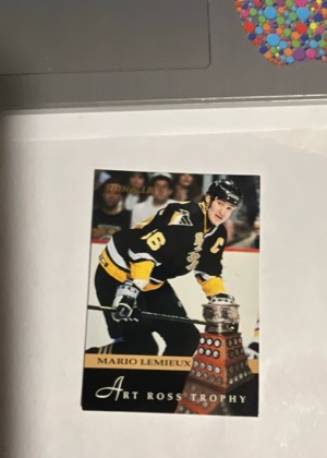 Mario Lemieux, graded 8.0