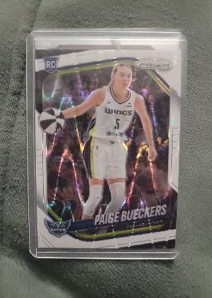 Paige Bueckers, graded 8.5