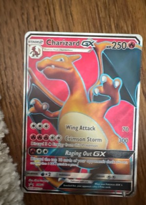 Charizard GX - SM60 graded 9