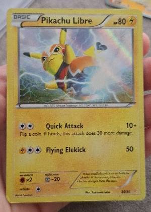 Pikachu Libre (30 - Holo) graded 8