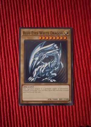 Blue-Eyes White Dragon (Version 4), graded 9.0