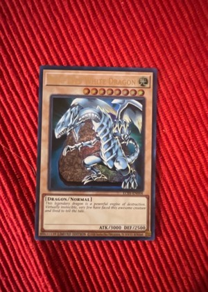Blue-Eyes White Dragon, graded 9.0