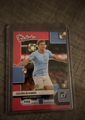 Julián Álvarez, graded 8.5