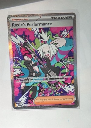 Roxie's Performance - 121/086 graded 9