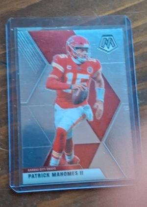Patrick Mahomes II, graded 8.0