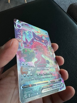 Gengar VMAX (Alternate Art Secret), graded 8.0