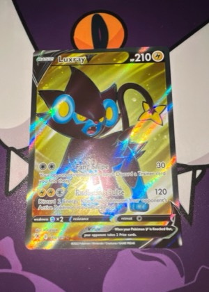 Luxray V (Full Art), graded 9.0