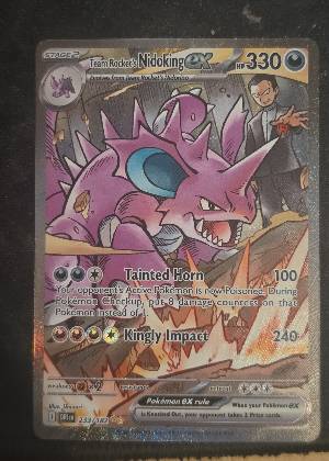 Team Rocket's Nidoking ex graded 9