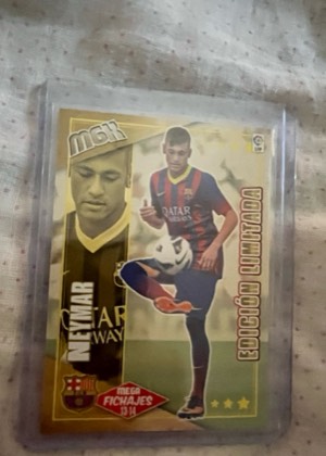 Neymar, graded 7.5