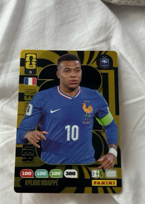 Kylian Mbappé, graded 9.0