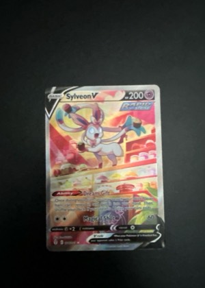 Sylveon V, graded 9.0