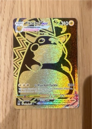 Pikachu VMAX (Secret), graded 8.5
