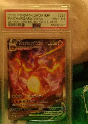 Charizard VMAX - SWSH261, graded 8.5