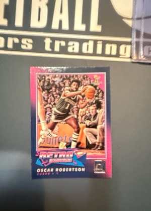 Oscar Robertson, graded 8.0