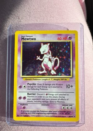 Mewtwo graded 8.5