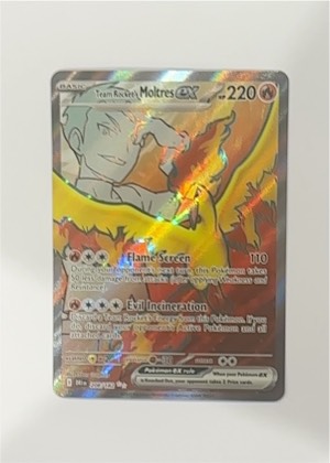 Team Rocket's Moltres ex graded 9
