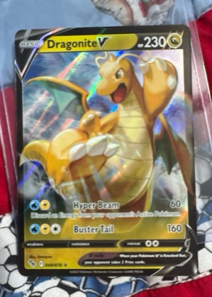 Dragonite V graded 8