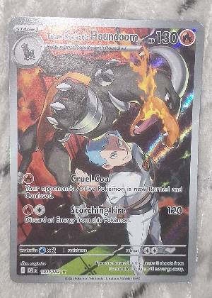 Team Rocket's Houndoom, graded 9.5