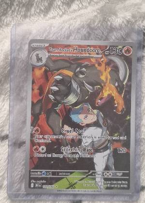 Team Rocket's Houndoom, graded 9.5