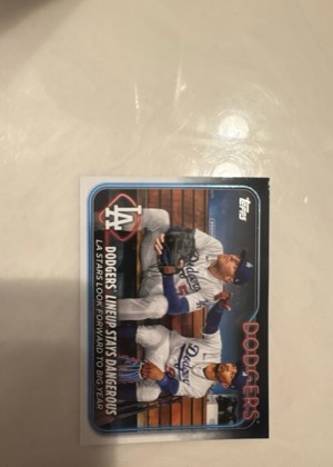 Dodgers Lineup Stays Dangerous (Freddie Freeman / Mookie Betts), graded 8.5