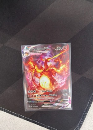 Charizard VMAX, graded 9.0