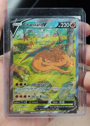 Charizard V - SWSH260 graded 8.5
