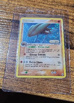 Kabutops, graded 8.5