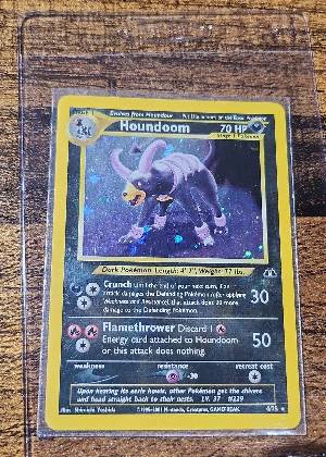 Houndoom (4), graded 7.0
