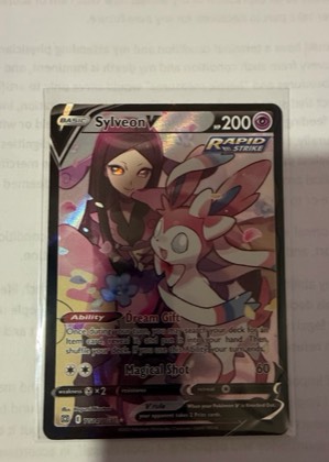 Sylveon V, graded 8.5