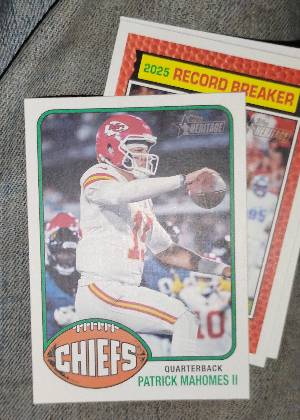 Patrick Mahomes II, graded 9.0