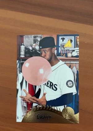 Ken Griffey Jr., graded 9.0