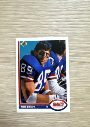 Mark Bavaro, graded 9.0