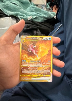 Origin Forme Palkia VSTAR (Secret), graded 9.0