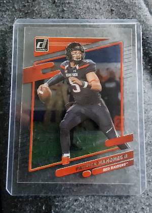 Patrick Mahomes II, graded 8.5