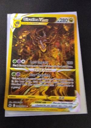 Giratina VSTAR (Secret), graded 8.0