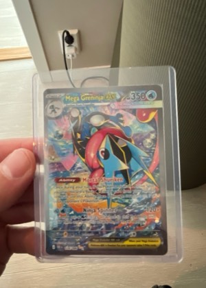 Greninja ex - 106/167 graded 8.5