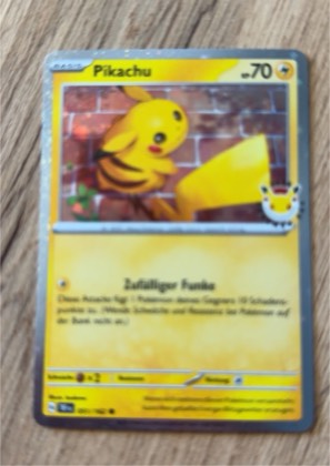 Pikachu - 025/165 (Pokemon Together) graded 6 & below