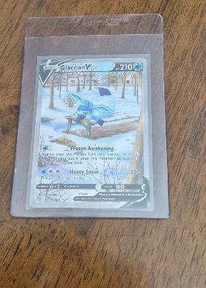 Glaceon V (Alternate Full Art), graded 9.0